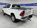 Thumbnail '5' of Toyota Hilux
