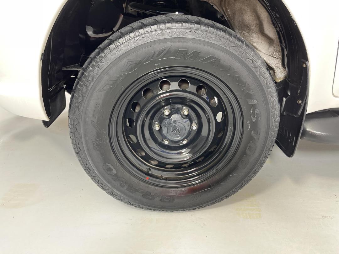 Photo '10' of Toyota Hilux