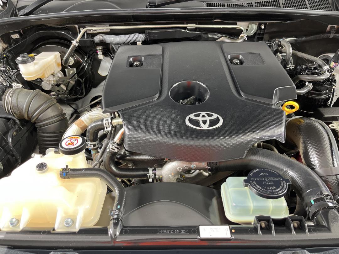 Photo '13' of Toyota Hilux