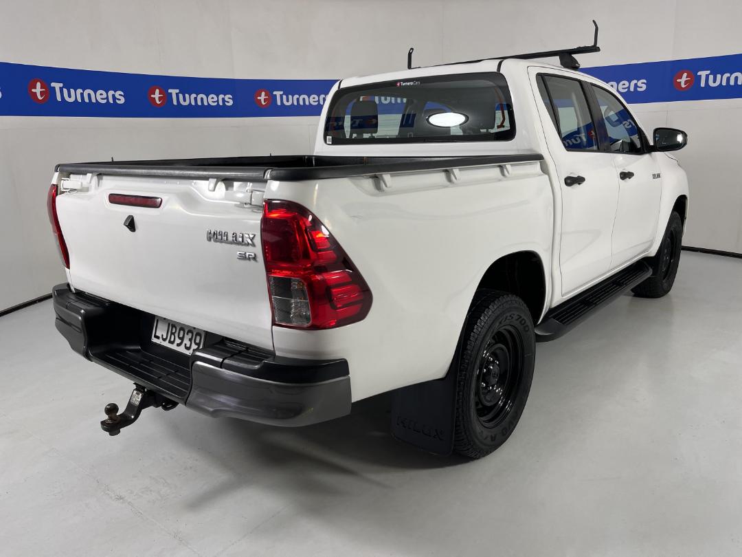 Photo '7' of Toyota Hilux