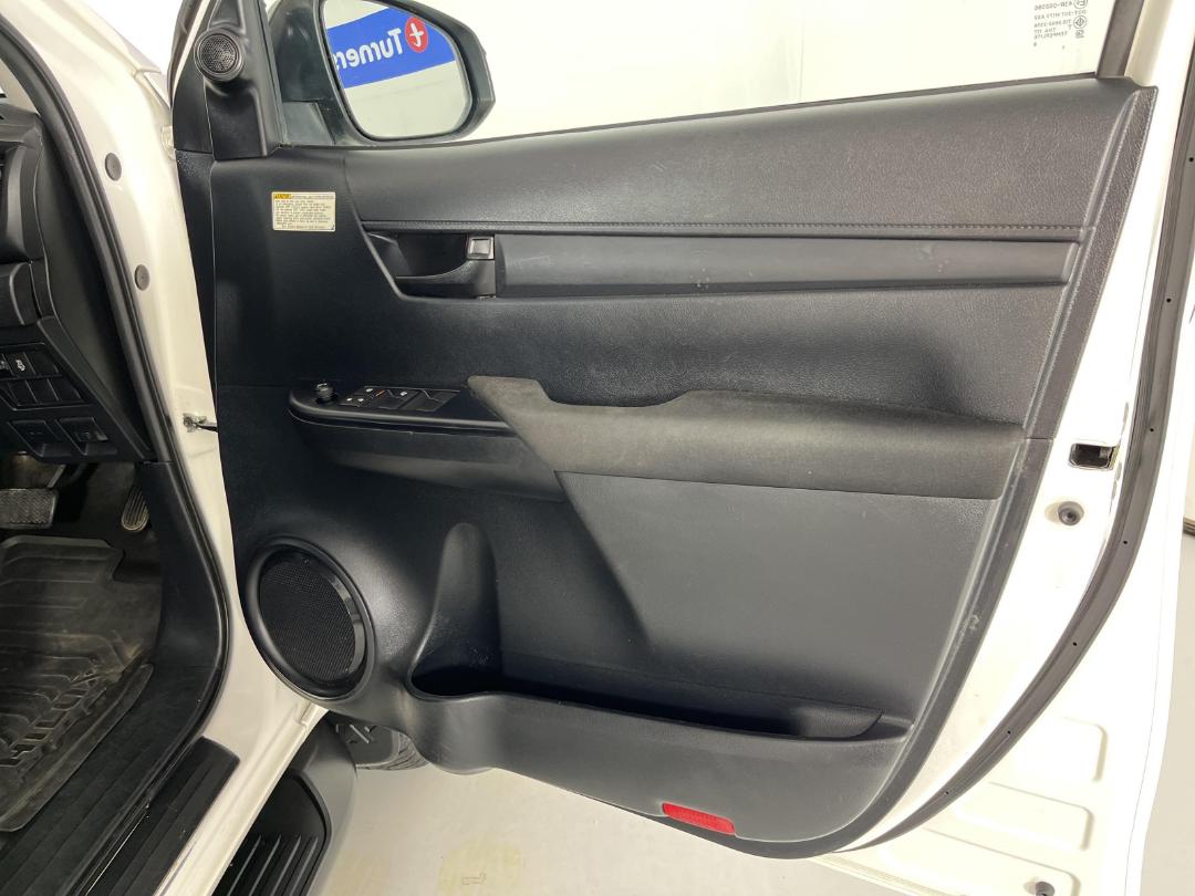 Photo '15' of Toyota Hilux