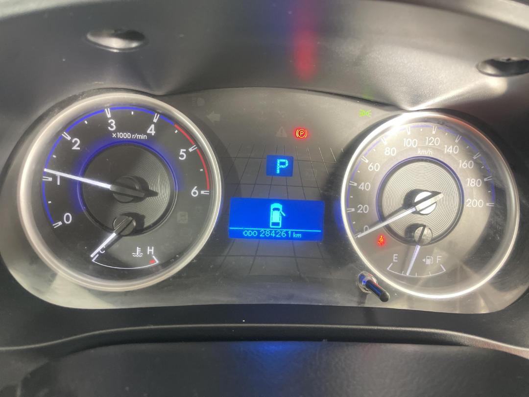 Photo '21' of Toyota Hilux