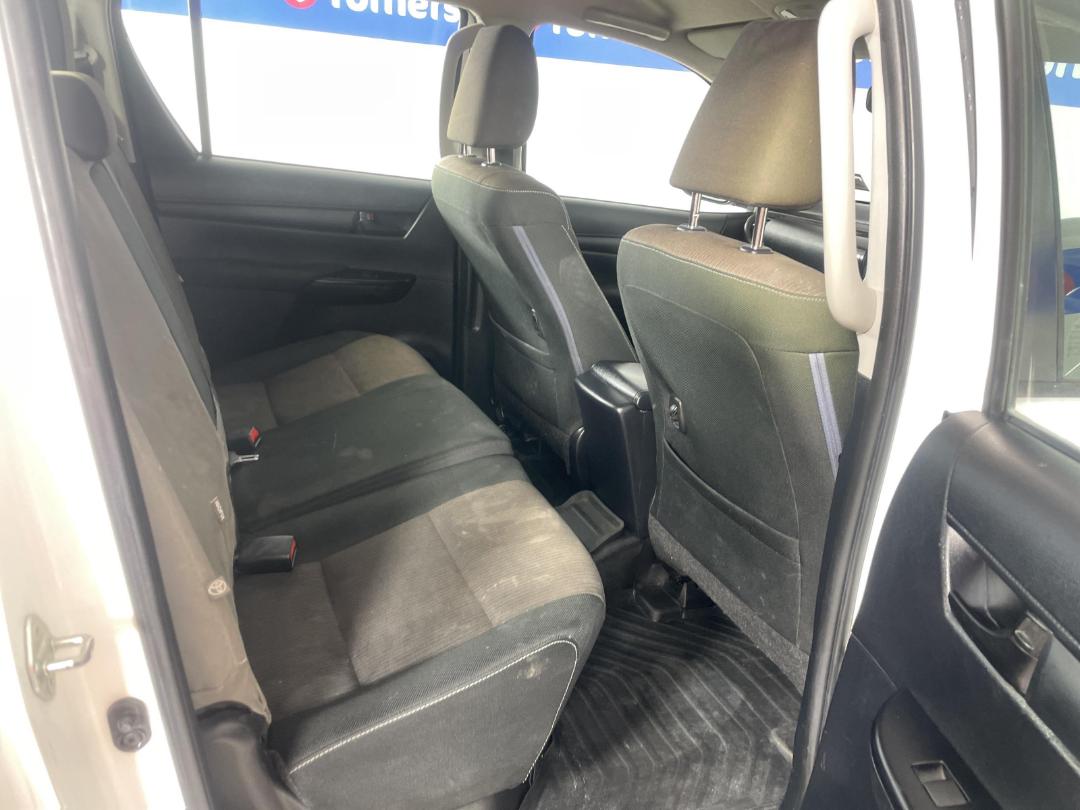 Photo '20' of Toyota Hilux