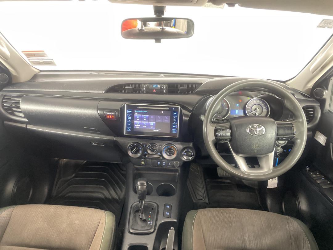 Photo '17' of Toyota Hilux