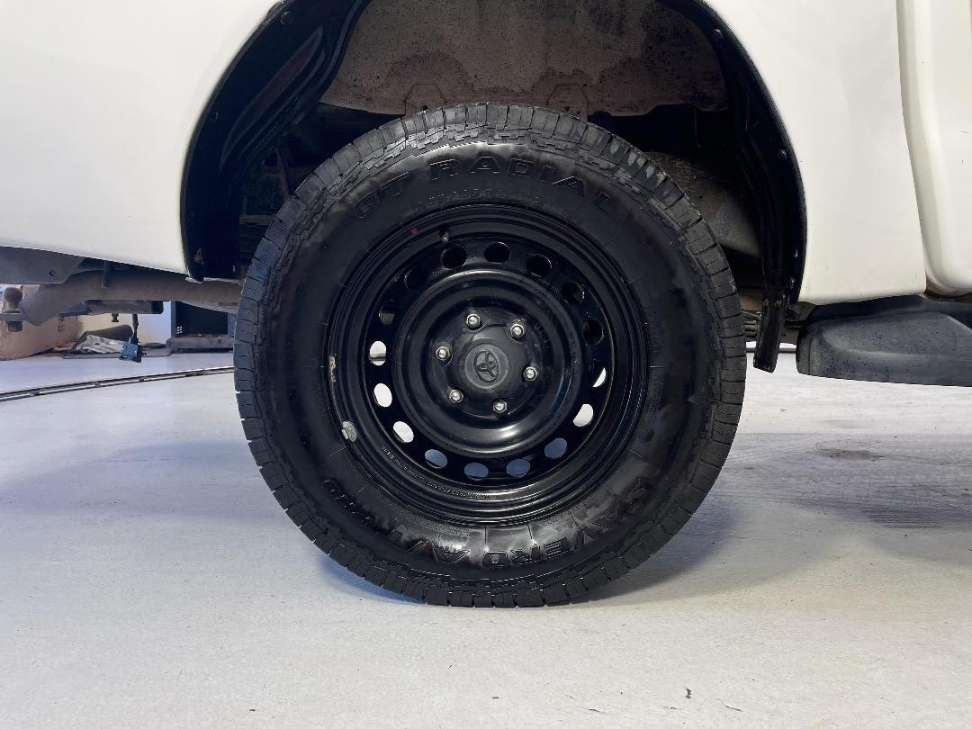 Photo '12' of Toyota Hilux Photo '12' of Toyota Hilux