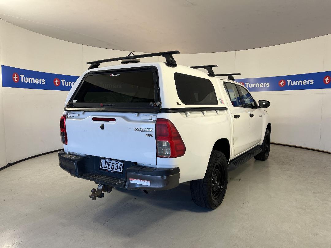 Photo '7' of Toyota Hilux Photo '7' of Toyota Hilux