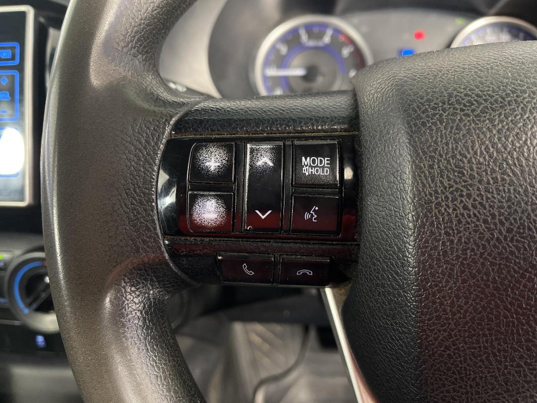 Photo '30' of Toyota Hilux Photo '30' of Toyota Hilux