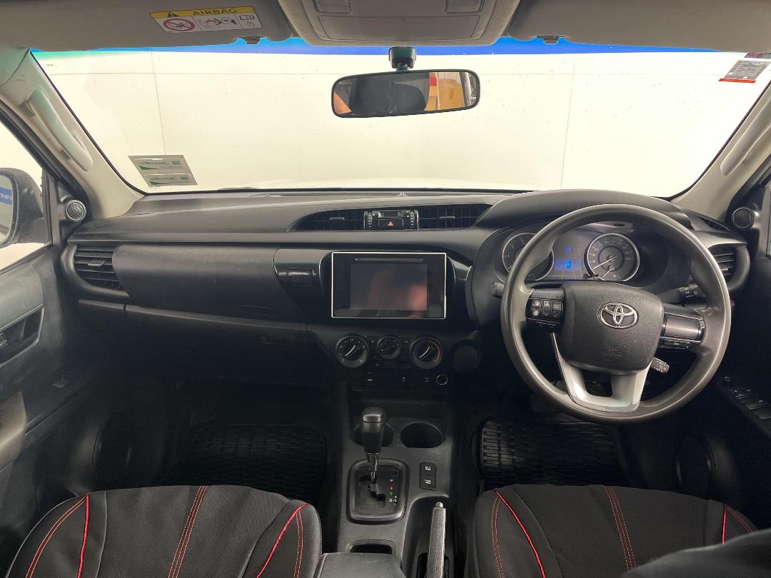 Photo '17' of Toyota Hilux Photo '17' of Toyota Hilux