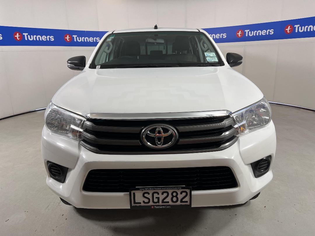 Photo '2' of Toyota Hilux Photo '2' of Toyota Hilux
