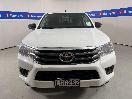 Thumbnail '2' of Toyota Hilux