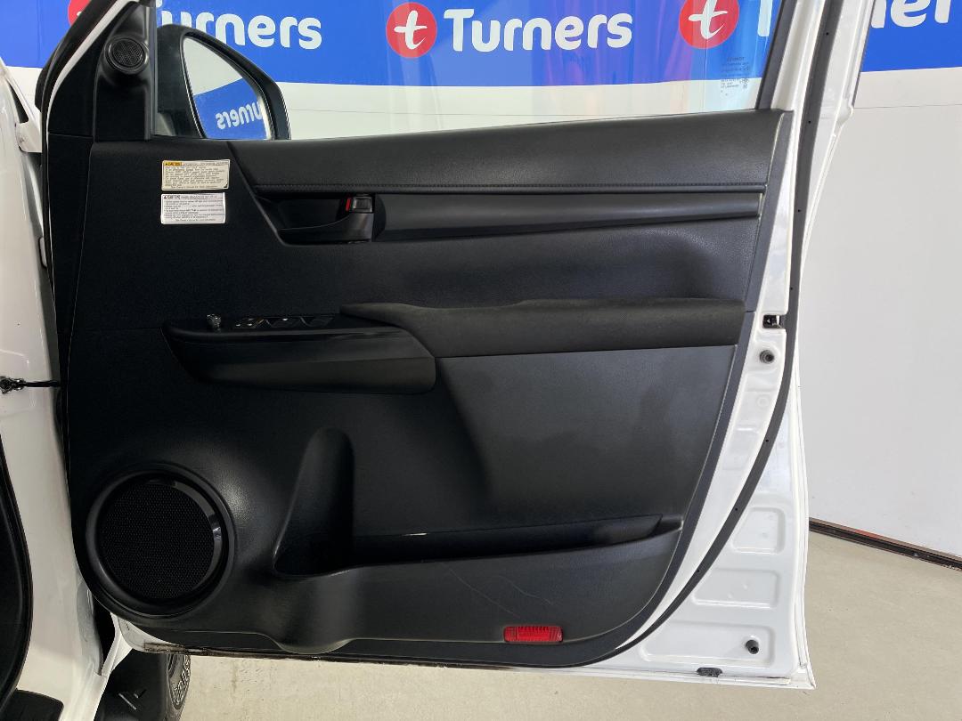 Photo '15' of Toyota Hilux Photo '15' of Toyota Hilux