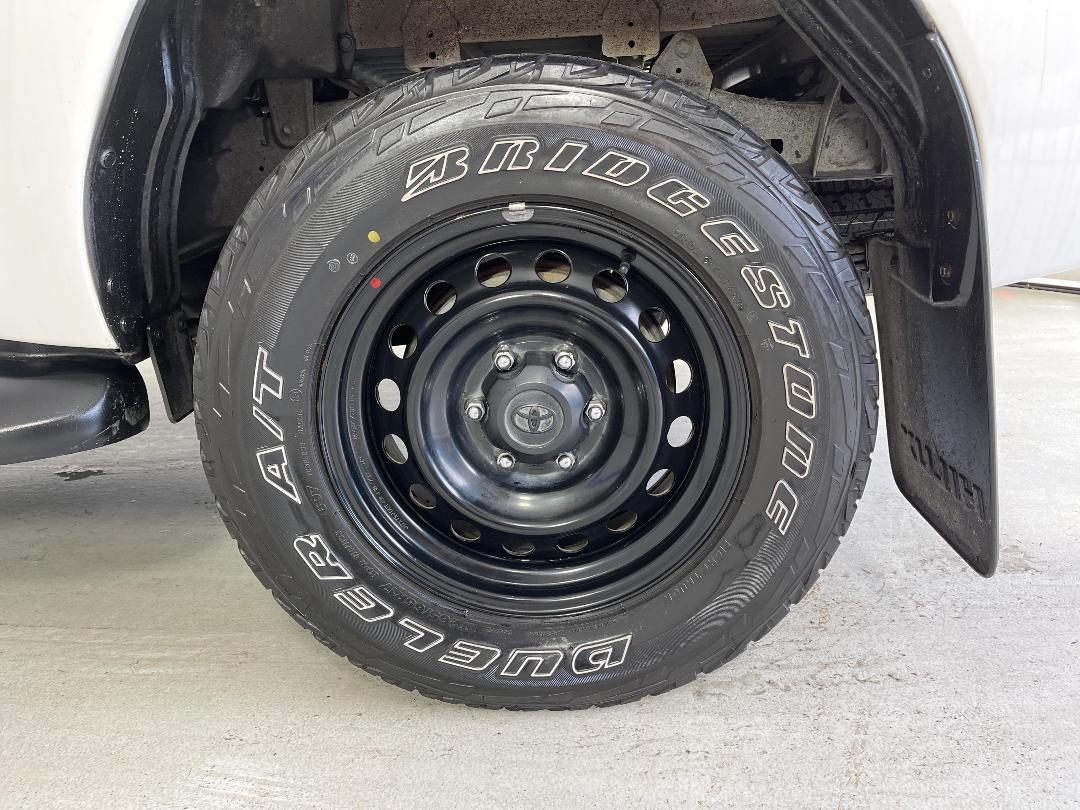 Photo '11' of Toyota Hilux Photo '11' of Toyota Hilux