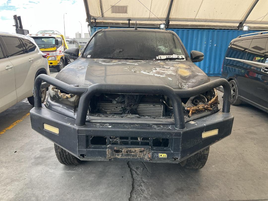 Photo '5' of Toyota Hilux SR TD DC/CC Photo '5' of Toyota Hilux SR TD DC/CC