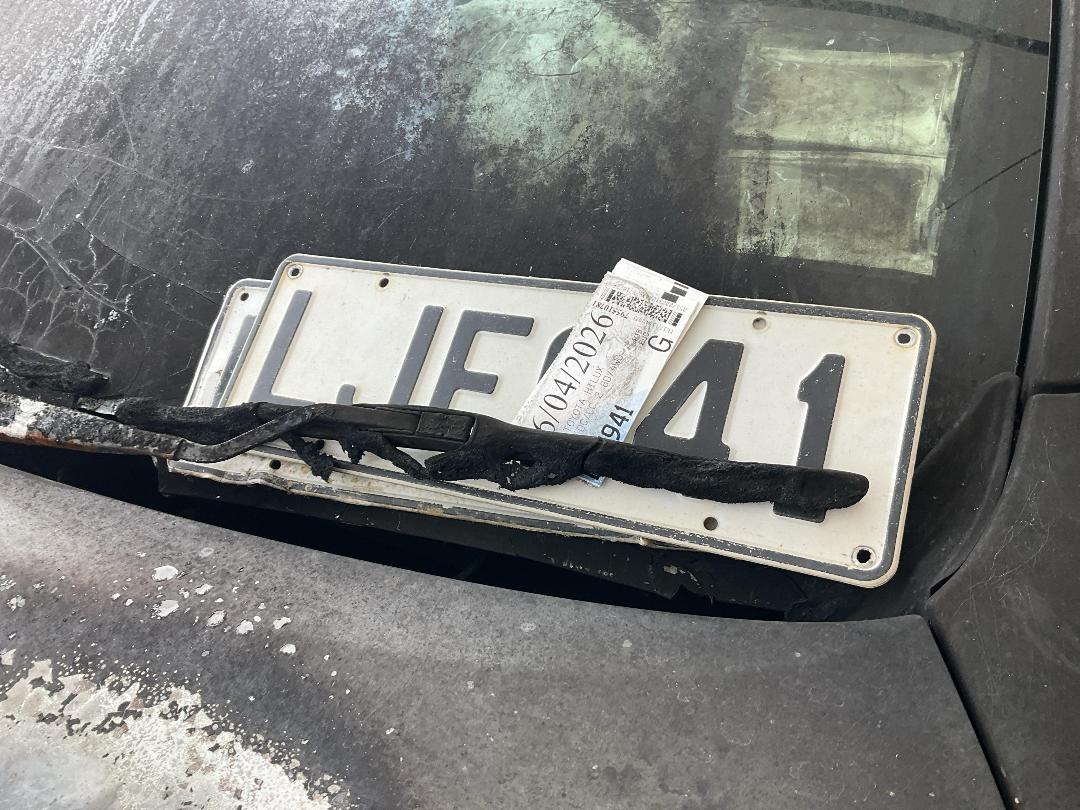 Photo '33' of Toyota Hilux SR TD DC/CC Photo '33' of Toyota Hilux SR TD DC/CC