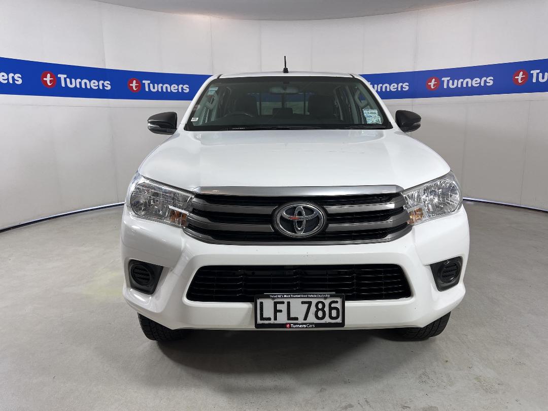 Photo '2' of Toyota Hilux