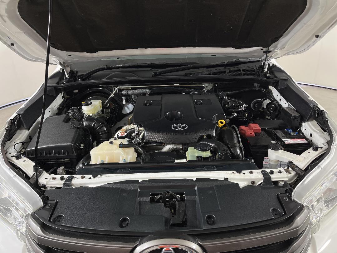 Photo '13' of Toyota Hilux