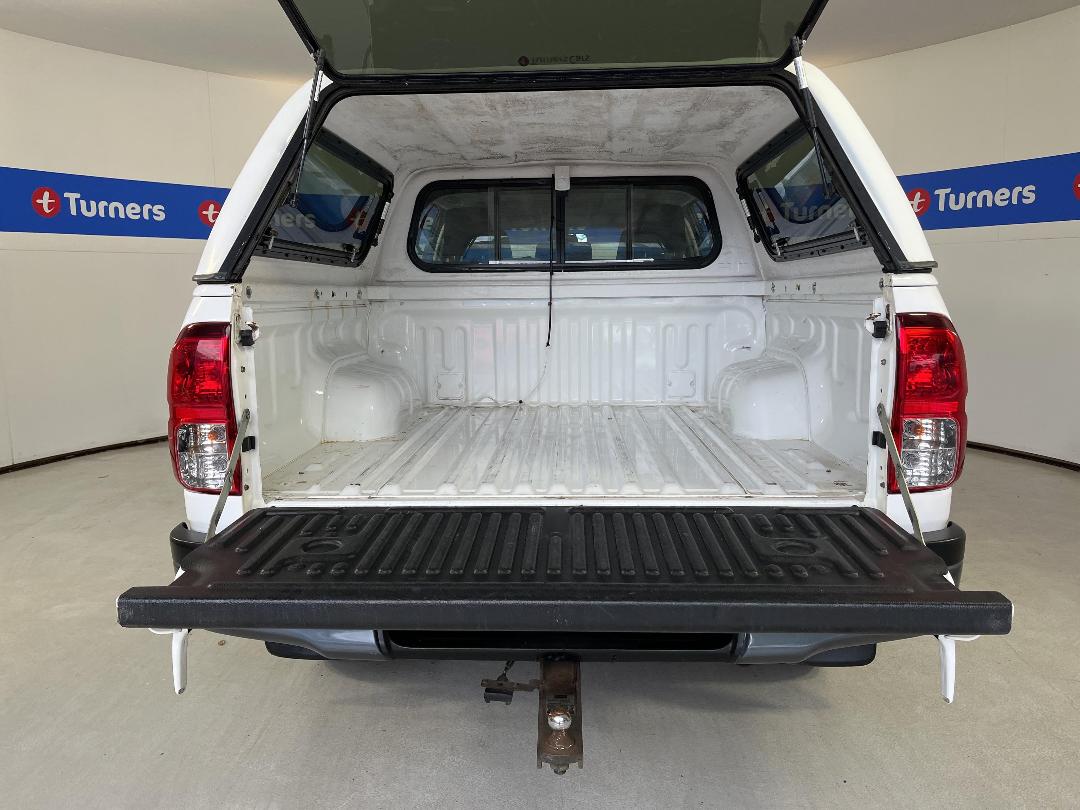 Photo '14' of Toyota Hilux