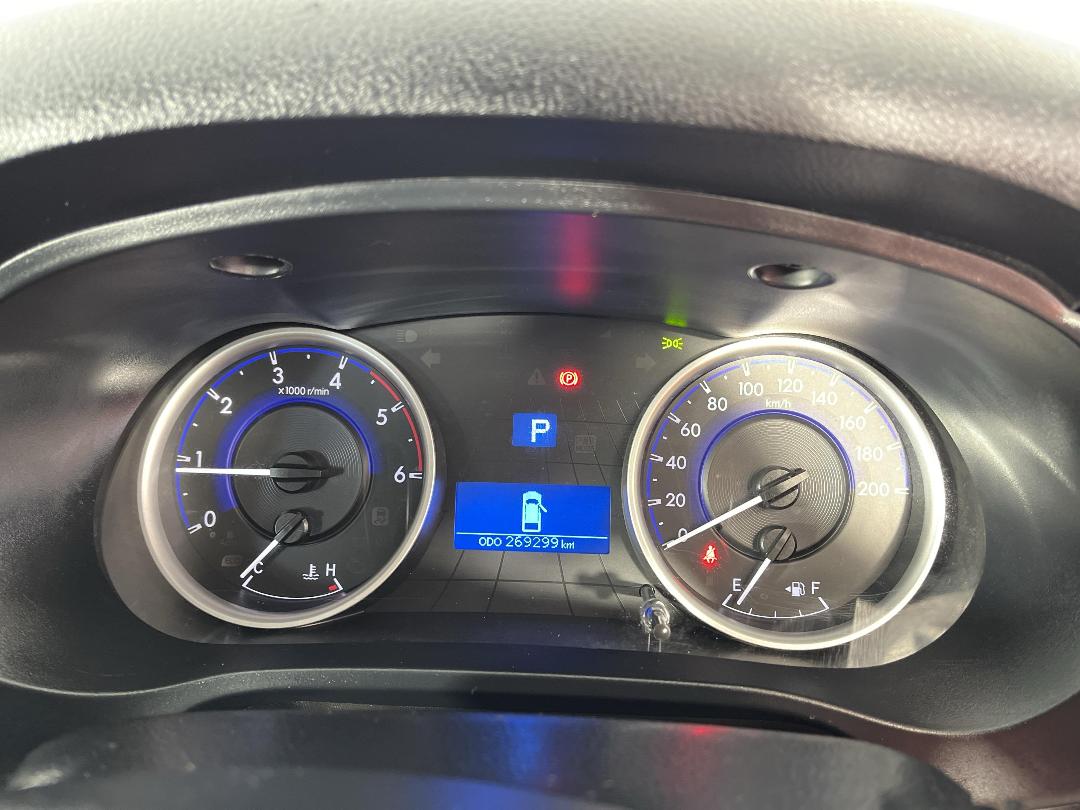 Photo '21' of Toyota Hilux