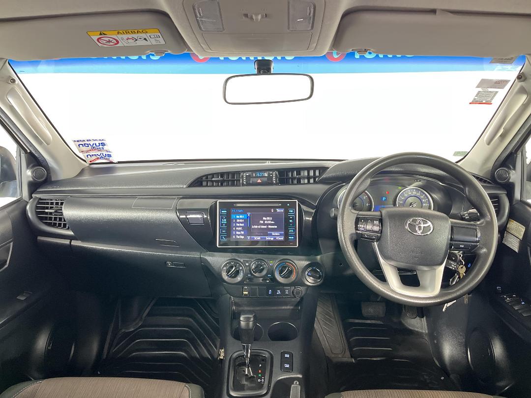 Photo '17' of Toyota Hilux