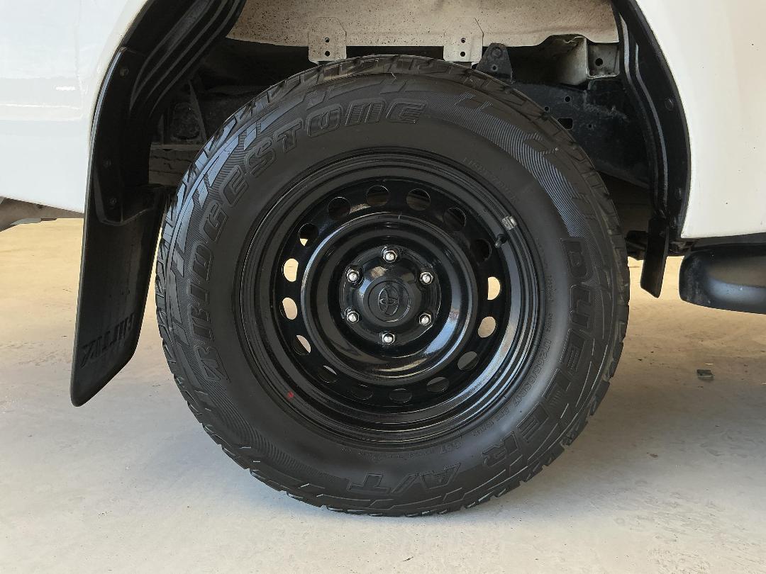 Photo '12' of Toyota Hilux Photo '12' of Toyota Hilux