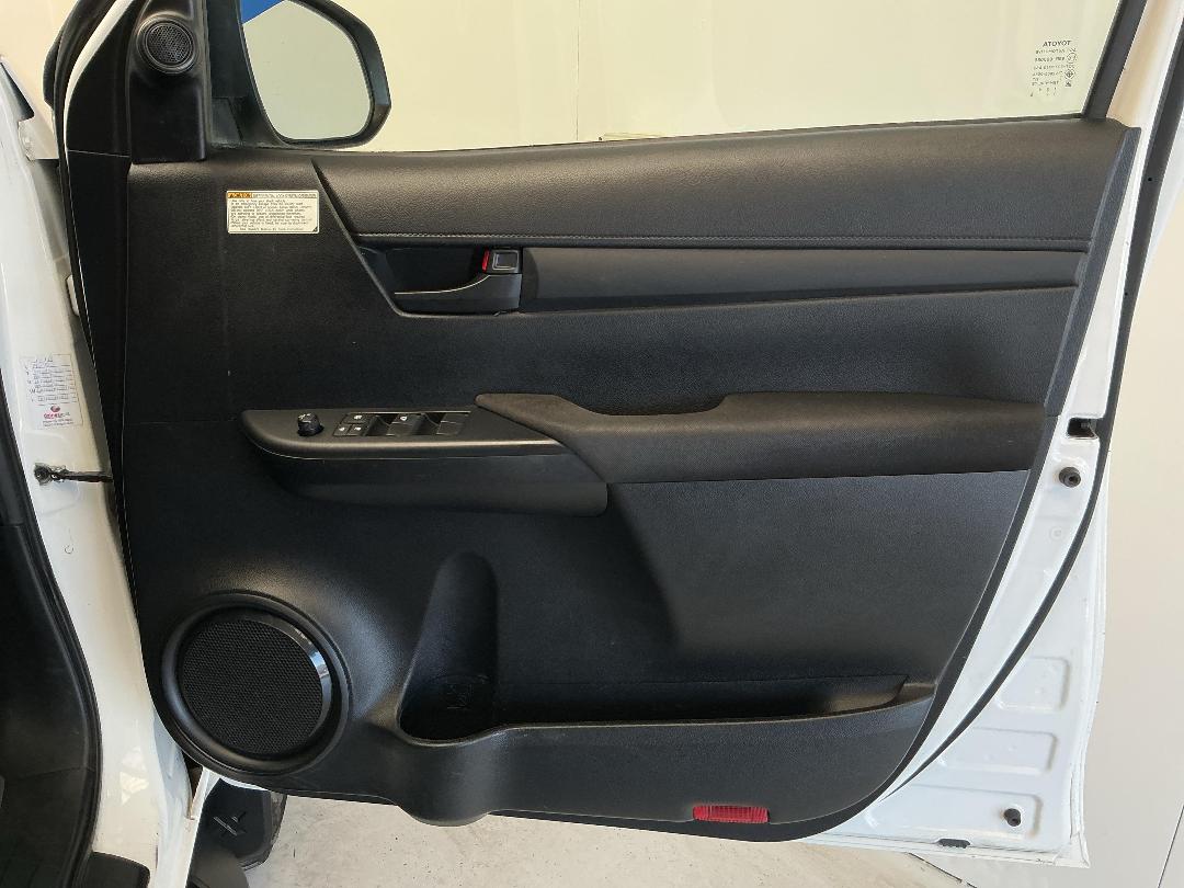 Photo '15' of Toyota Hilux Photo '15' of Toyota Hilux