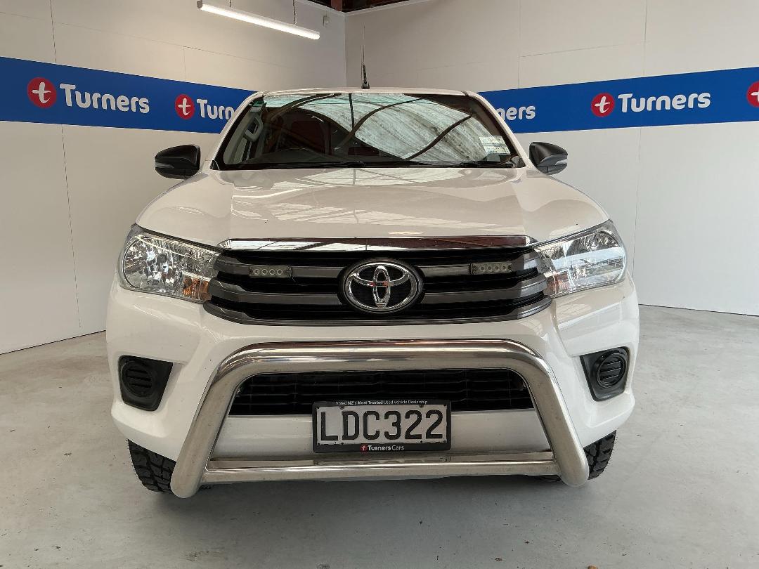 Photo '2' of Toyota Hilux
