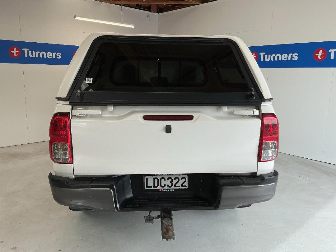 Photo '6' of Toyota Hilux