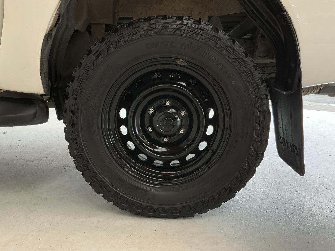 Photo '11' of Toyota Hilux