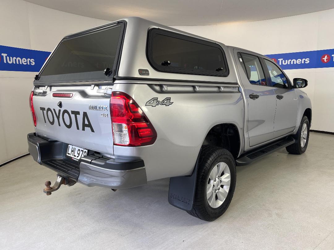 Photo '7' of Toyota Hilux Photo '7' of Toyota Hilux