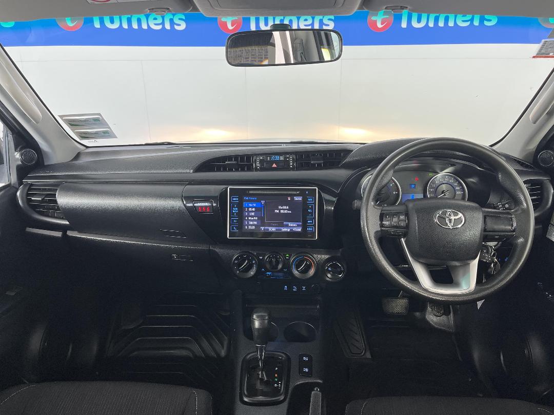 Photo '17' of Toyota Hilux Photo '17' of Toyota Hilux