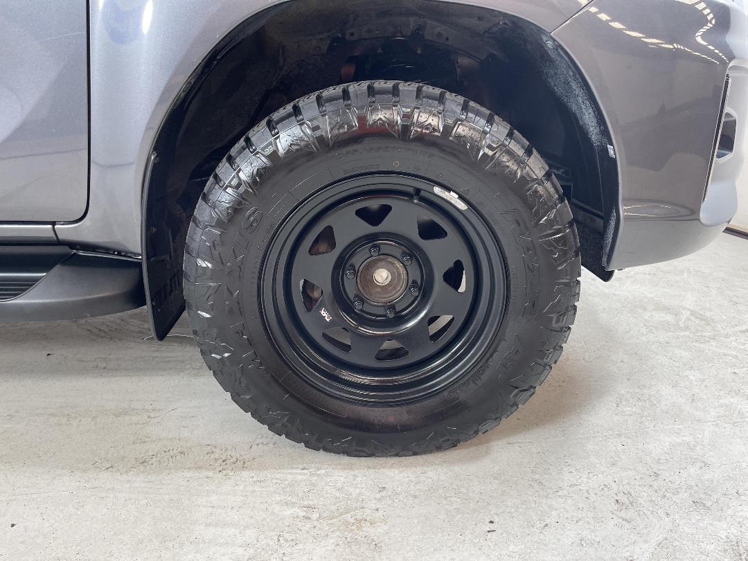 Photo '9' of Toyota Hilux