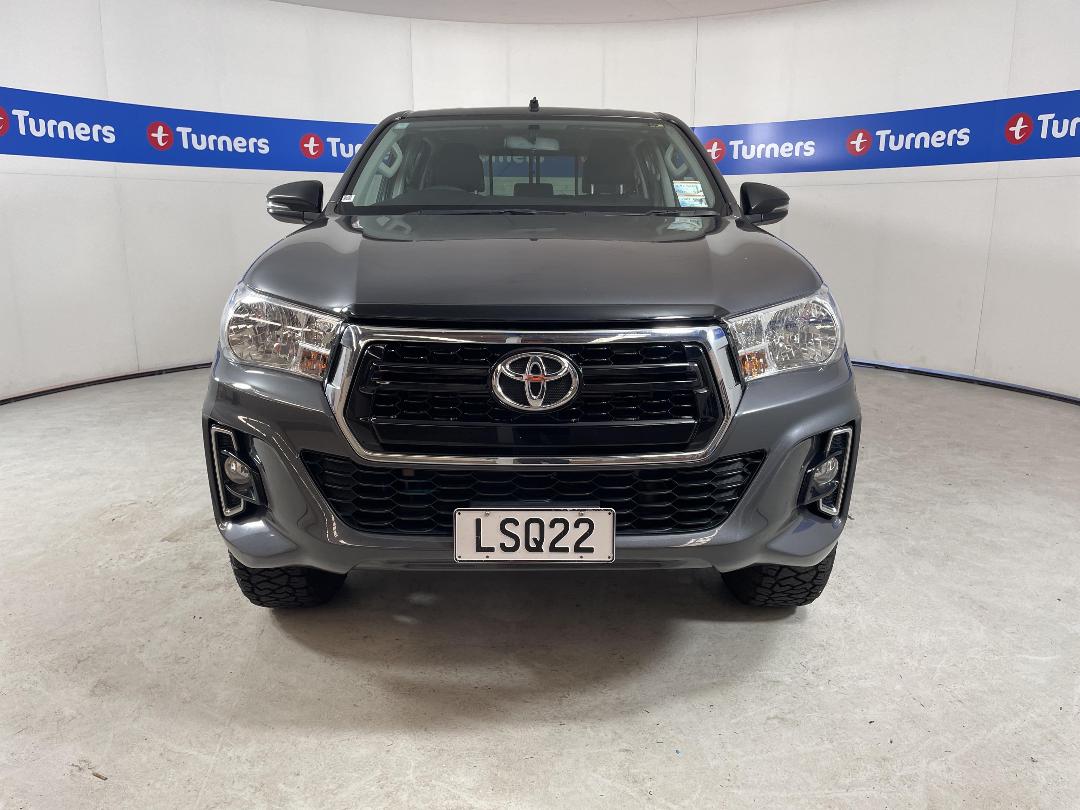 Photo '2' of Toyota Hilux