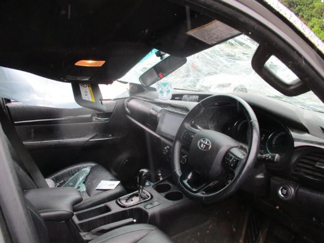 Photo '12' of Toyota Hilux SR5 Cruiser TD DC