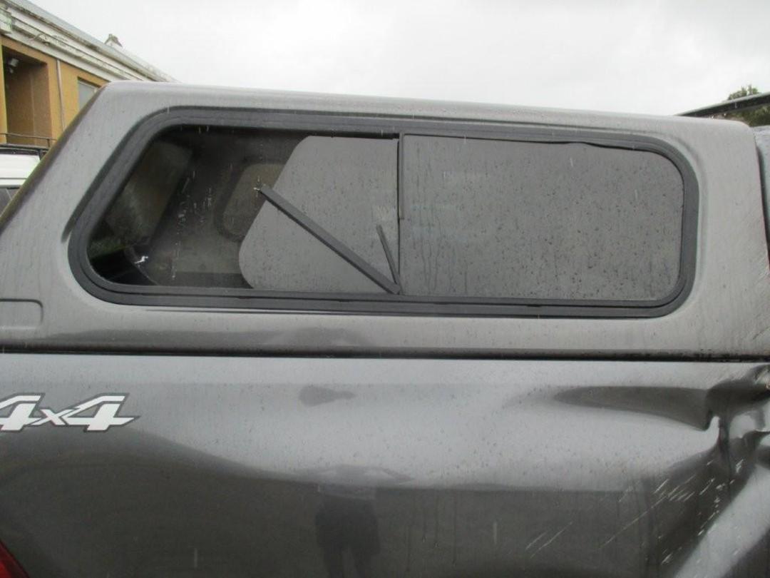 Photo '14' of Toyota Hilux SR5 Cruiser TD DC