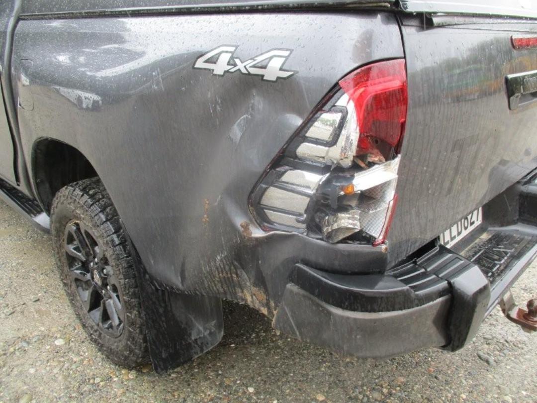 Photo '18' of Toyota Hilux SR5 Cruiser TD DC