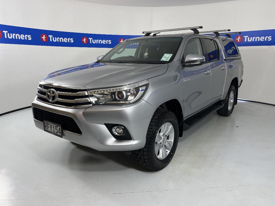 Photo '4' of Toyota Hilux
