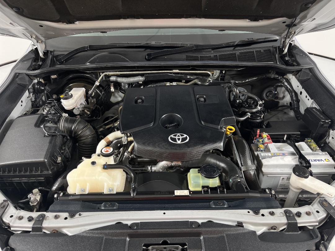 Photo '13' of Toyota Hilux