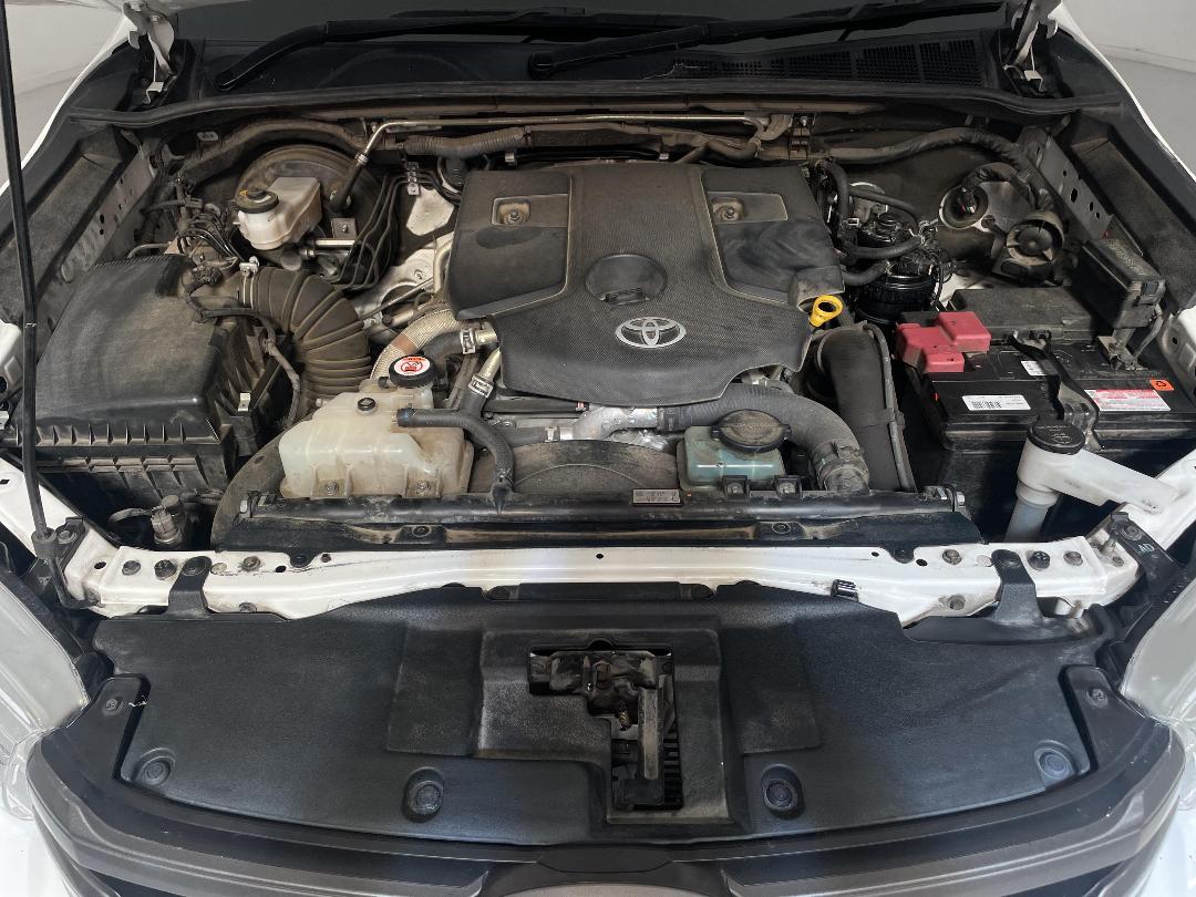 Photo '13' of Toyota Hilux