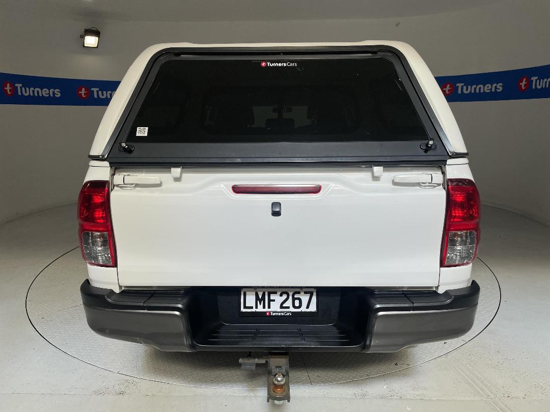 Photo '6' of Toyota Hilux