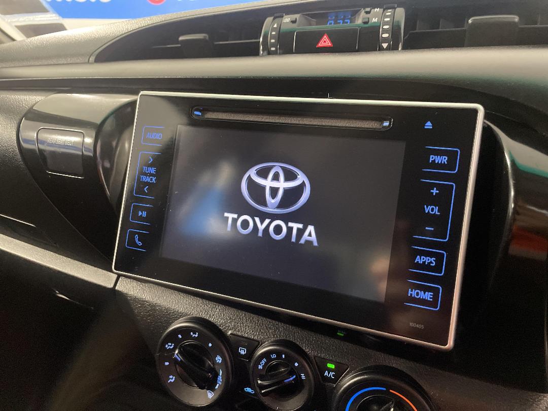 Photo '27' of Toyota Hilux