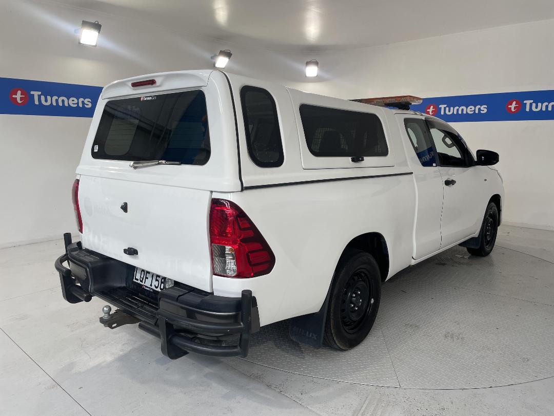 Photo '7' of Toyota Hilux