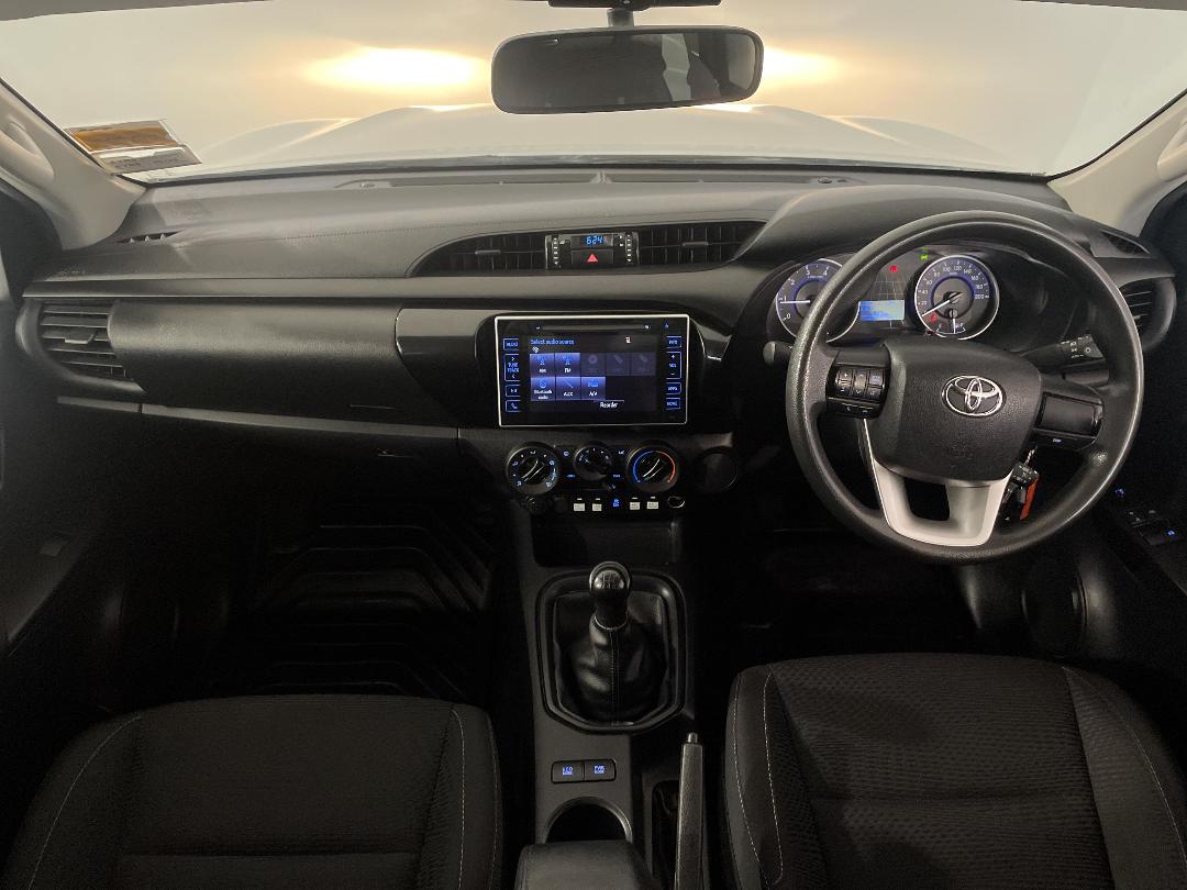 Photo '17' of Toyota Hilux