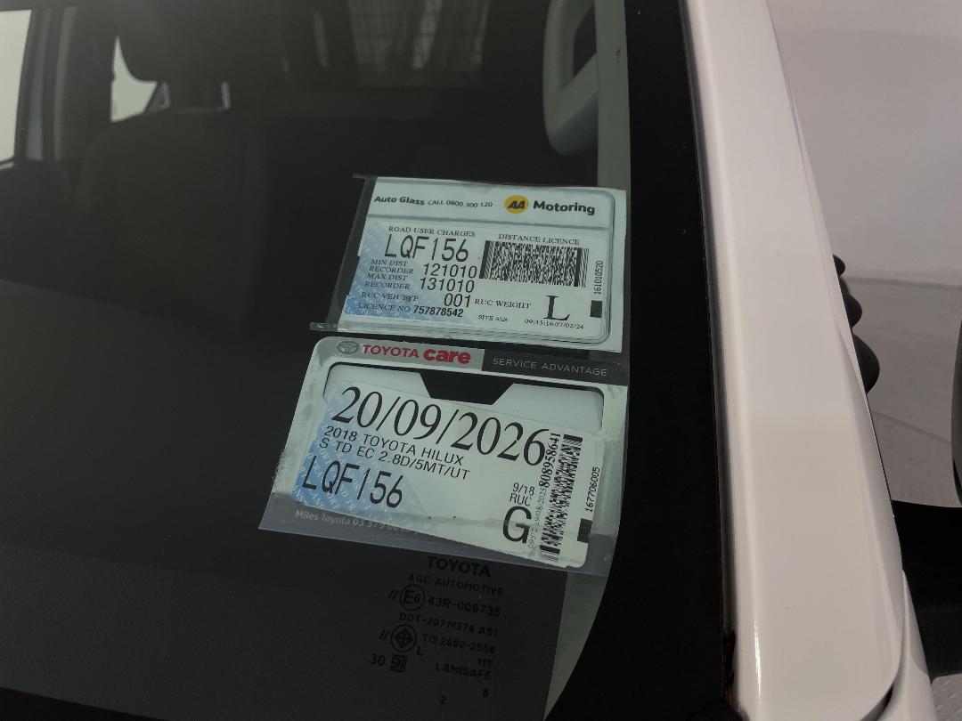 Photo '19' of Toyota Hilux