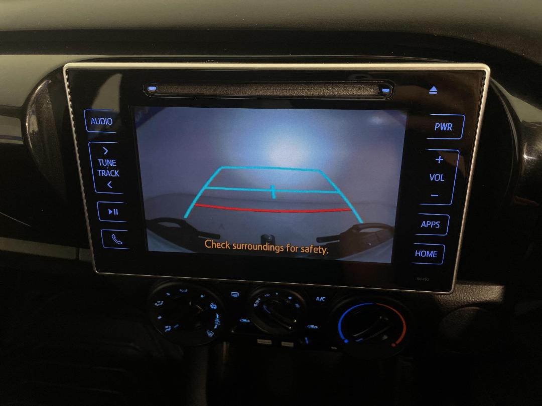 Photo '30' of Toyota Hilux