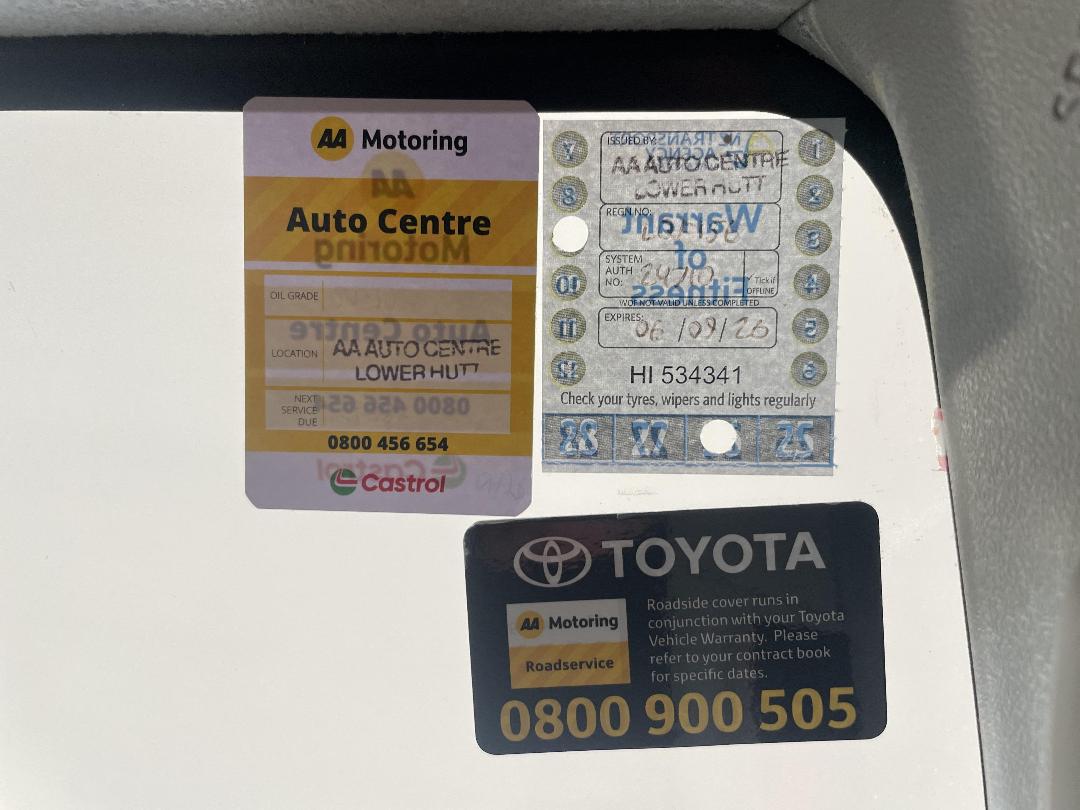 Photo '29' of Toyota Hilux