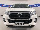 Thumbnail '2' of Toyota Hilux