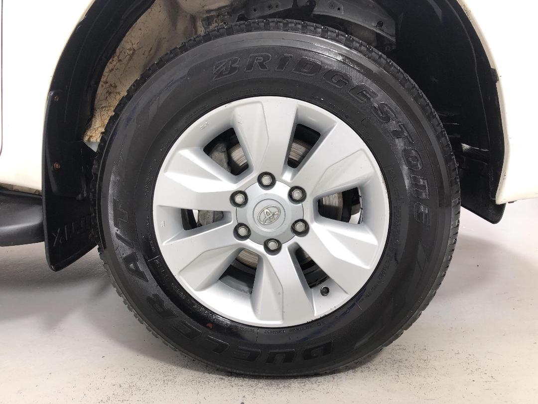 Photo '9' of Toyota Hilux Photo '9' of Toyota Hilux