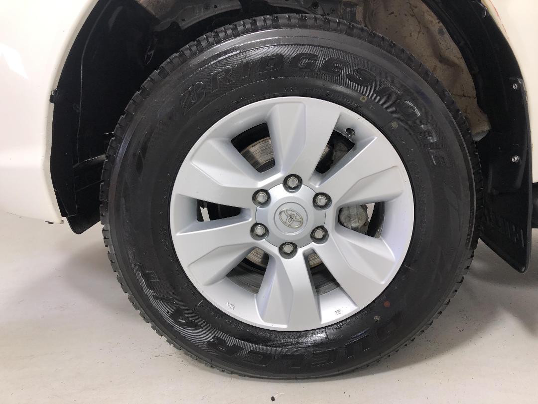 Photo '10' of Toyota Hilux Photo '10' of Toyota Hilux