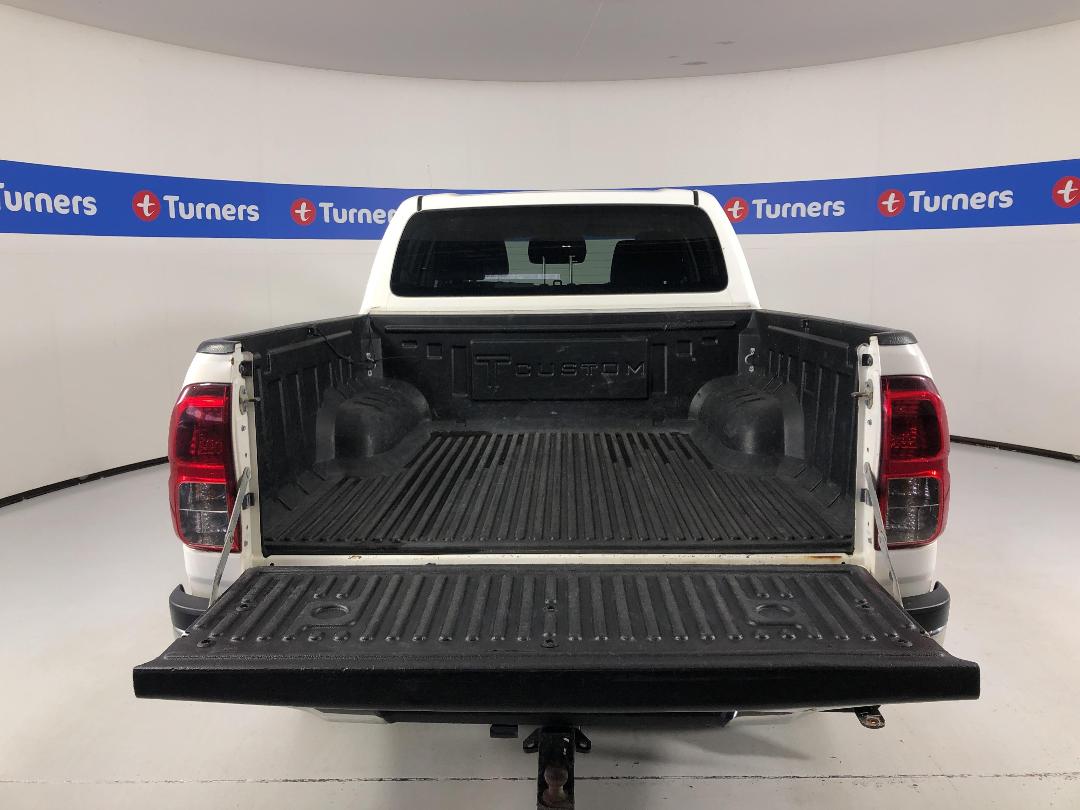 Photo '14' of Toyota Hilux Photo '14' of Toyota Hilux