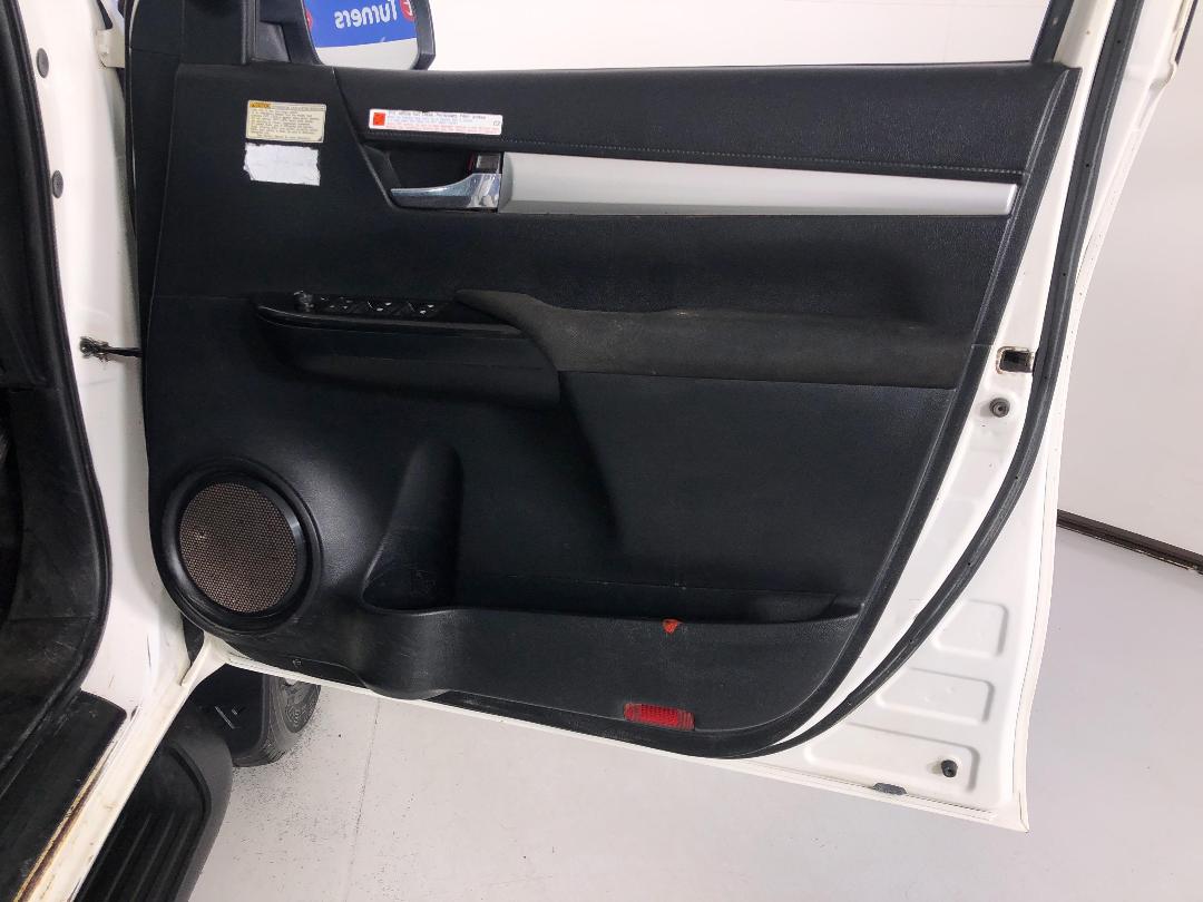 Photo '15' of Toyota Hilux Photo '15' of Toyota Hilux